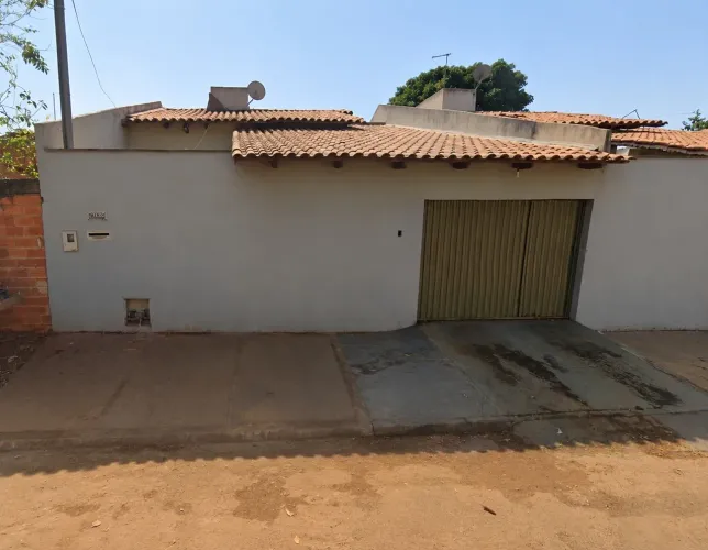 Casa 2 Quartos c/ Suíte - Terreno 375m² - Sítio Santa Luzia