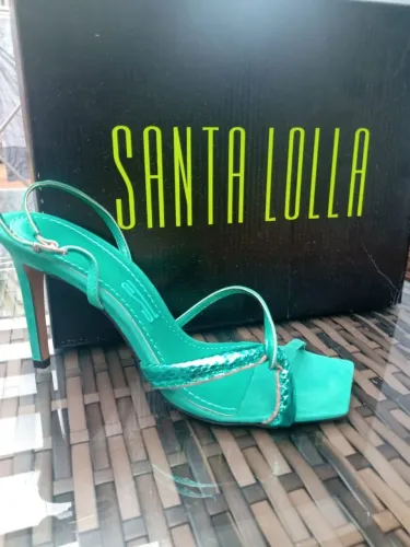 Sandália Santa Lolla Salto alto NOVO SEM USO tamanho 37
