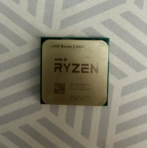 AMD Ryzen 5 5600 | 6 Núcleos 12 Threads | Até 4.4GHz | Socket AM4