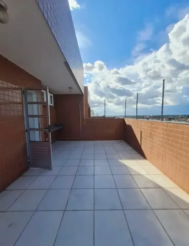 Imóvel para aluguel possui 112 metros quadrados com 4 quartos em Parque Verde - Belém - PA