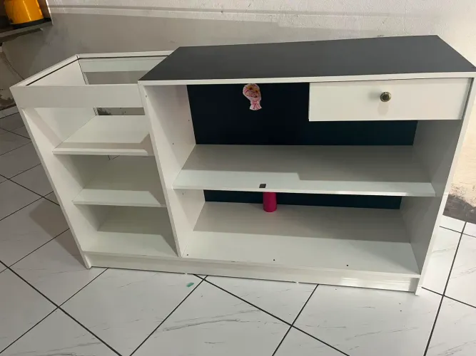 Vendo balcão top chama no WhatsApp *78