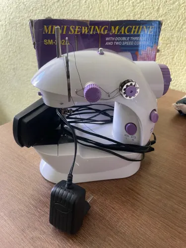 Mini Máquina de Costura Portátil SM-202A - 50,00 sou da Sapopemba zona leste