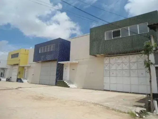 GÓIS ALUGA GALPÃO - 600 metros quadrados em Paupina - Fortaleza - CE