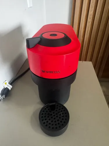 CAFETEIRA VERTUO NESPRESSO VERMELHA