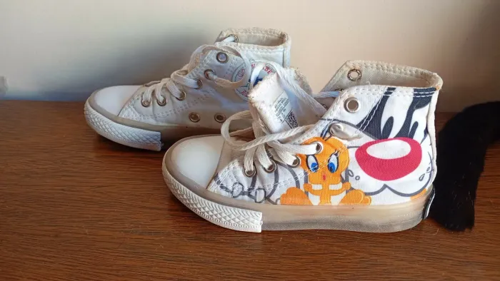 Tênis All Star converse infantil tamanho 26 Piu Piu frajola looneu tunes