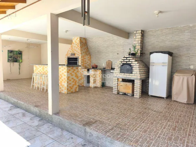 Casa com 5 dormitórios à venda - Forquilhinhas - São José/SC