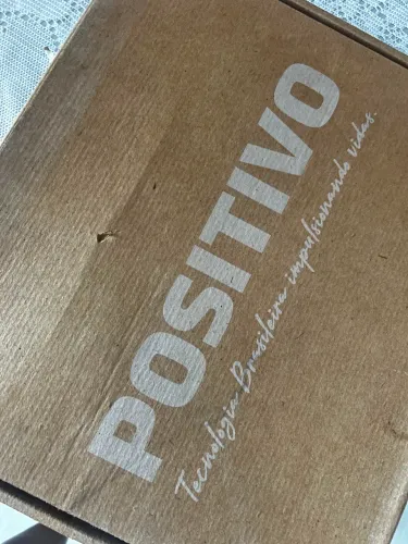 Notebook positivo Motion red