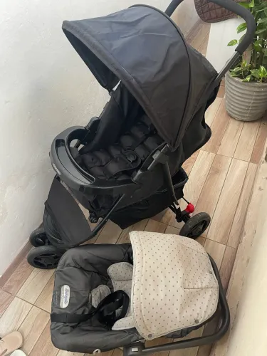 Carrinho e bebê conforto burigotto