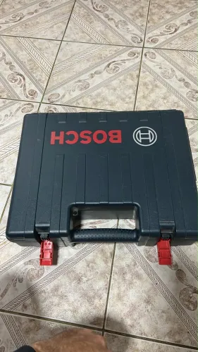 Kit Parafusadeira e furadeira Bosch 
