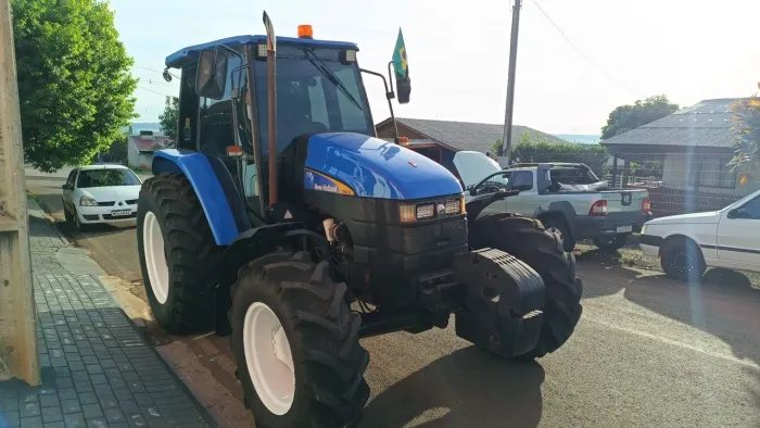 Trator New Holland