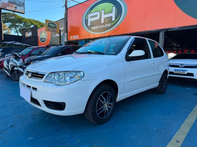 Fiat Palio 1.0 Celebr. Economy F.flex 8V 2P 2015