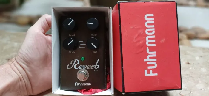 Reverb com Shimmer Furhmann