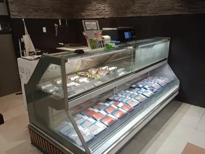 Estamos contratando sushiman com experiência para trabalhar dentro de supermercado 