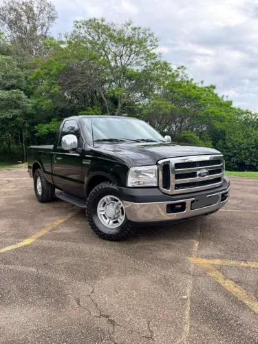 Ford F-250 XLT 3.9 4X2 Diesel TB 2011