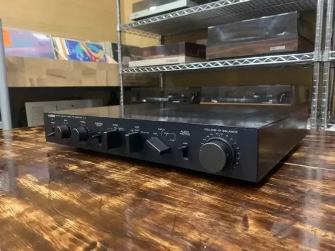 Pré Amplificador Yamaha - Modelo C-2 - Igual Receiver Toca Disco Vintage Hi-fi High-end