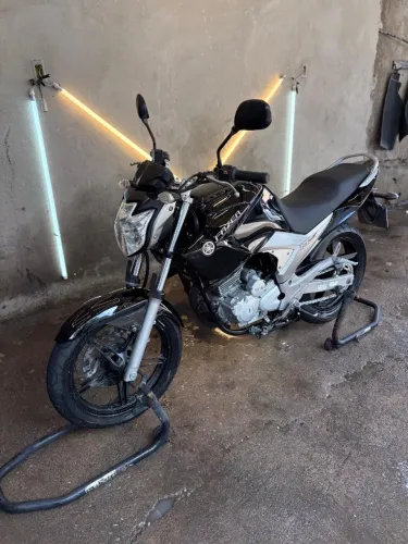FAZER 2013 Muito Nova 