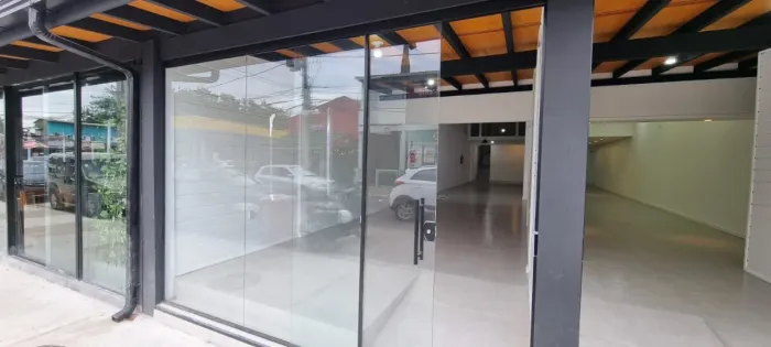 Loja comercial com 120m² na Lagoa da Conceição