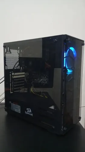 PC Gamer AMD Ryzen 5 3400G / 16GB RAM / SSD 240GB + HD 1TB