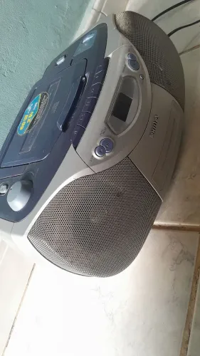 Radio philips antigo