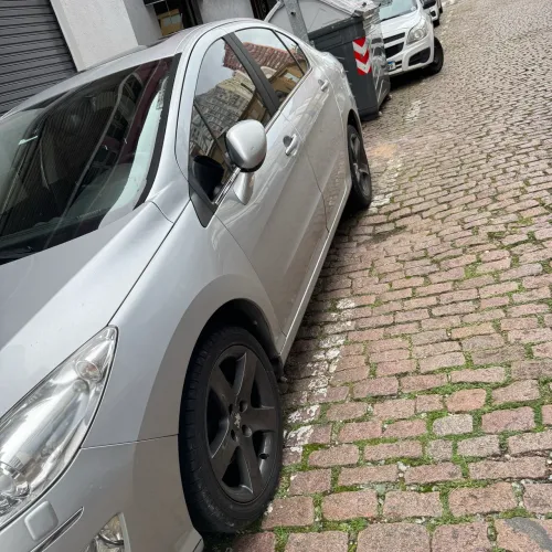 Peugeot 408 Sedan Griffe 2.0 Flex 16V 4P Aut. 2012
