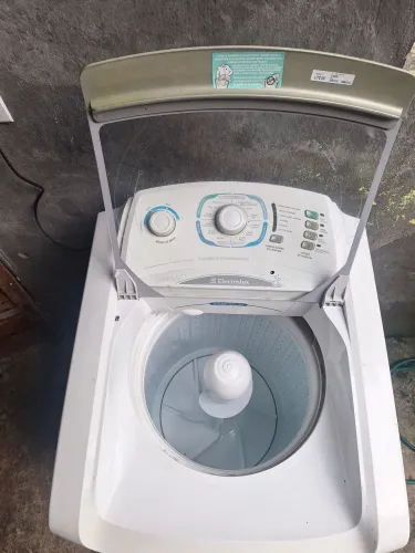 Máquina de lavar roupas 10 kilo