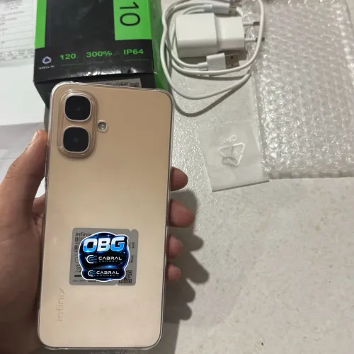 Celular infinix Impecável