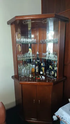 Vendo móvel tipo barzinho