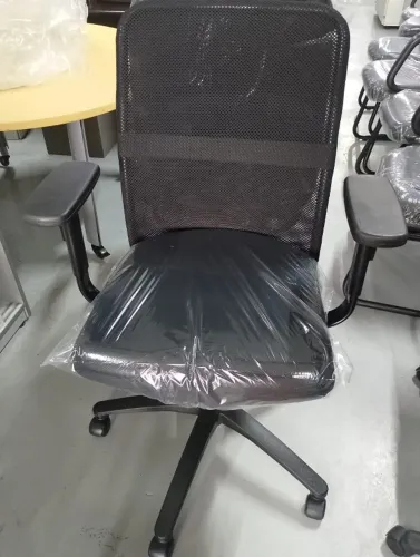 Cadeira de escritório, marca Alberflex tela mesh com apoio lombar, modelo diretor 