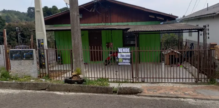 Duas casas no Berger em Caçador