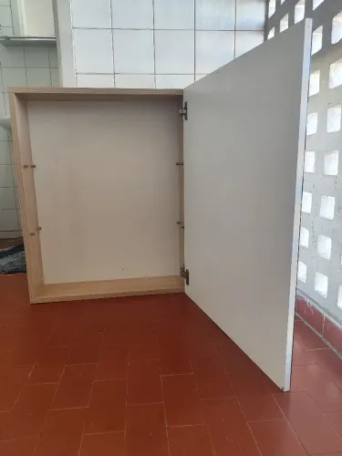 Espelho de Banheiro com Armário