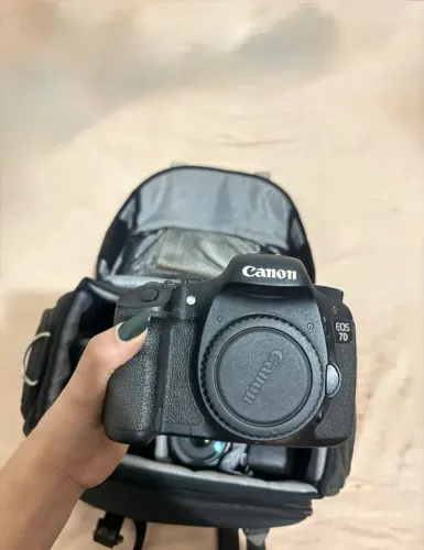 Câmera cânon + bolsa + manual e carregador
