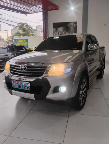 Toyota Hilux CD SRV 4X2 2.7 Flex 16V Aut. 2015