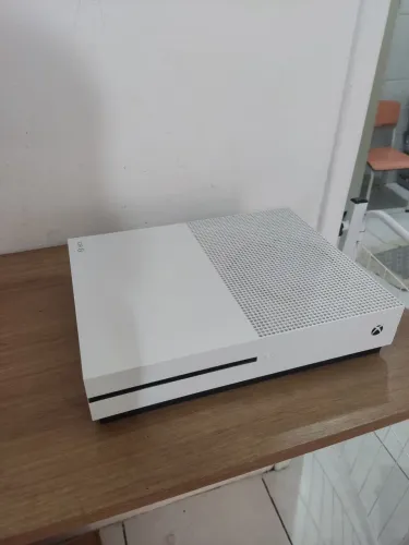 Xbox One S 1TB Branco Controle Original + 2 Jogos (Mídia Física)