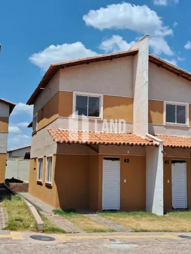 Casa de Condomínio Para Vender com 2 quartos no bairro Morros em Teresina