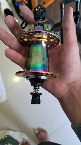 Vendo cubo dianteiro novo