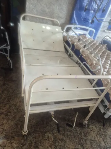 Cama hospitalar 2 colchões