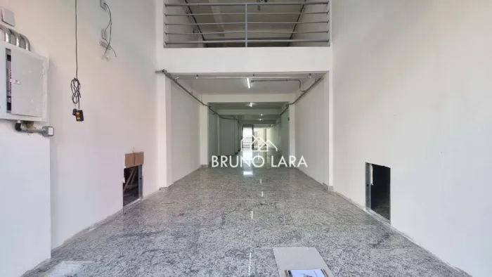 Loja disponível para locação no Centro Igarapé/MG.