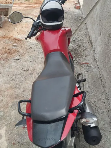 Vendo Honda fan 160 super conservada.