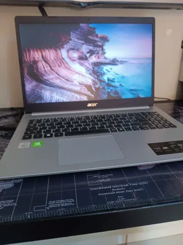 Notebook Acer i5 
