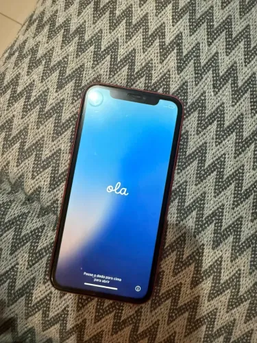 vende-se celular iPhone 11 