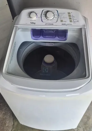 Vendo máquina de lavar 