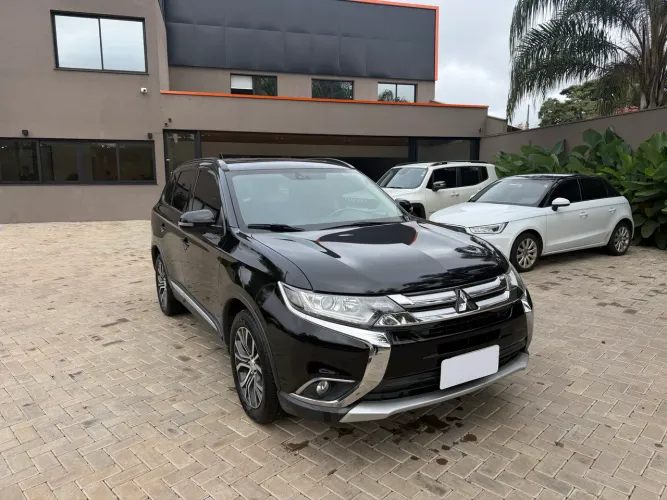 Mitsubishi Outlander 2.0 16V 160cv Aut. 2016