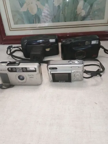 Lote Com 4 Câmeras Antigas (vintage) - No Estado / Coleção