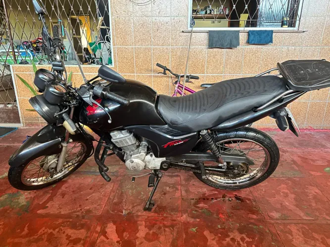 HONDA CG 125 FAN ES 2012 - EXCELENTE ESTADO
