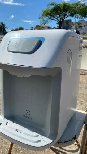 PURIFICADOR DE ÁGUA ELECTROLUX BRANCO SEMI NOVO CONSERVADÍSSIMO
