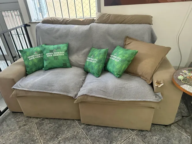 Sofá retrátil 2m