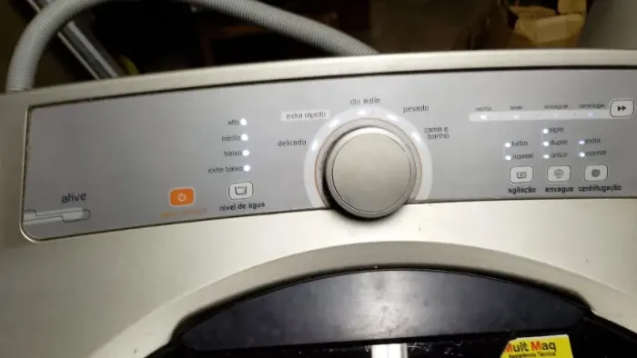 Lavadora Brastemp de 11 kilos Digital e 220 v