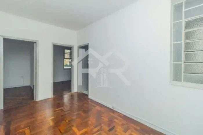 Apartamento 2 dormitórios para alugar no bairro Menino Deus em Porto Alegre
