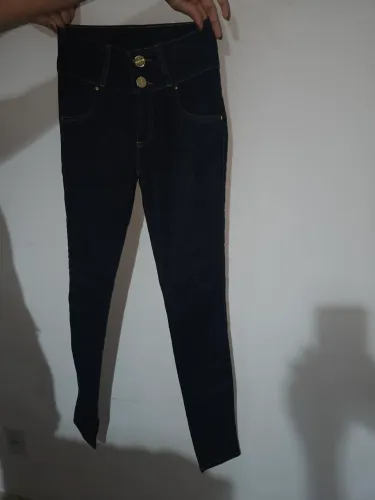 Calça anos 2000 damyller