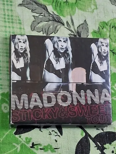 CD& DVD MADONNA STICKY&SWEET TOUR